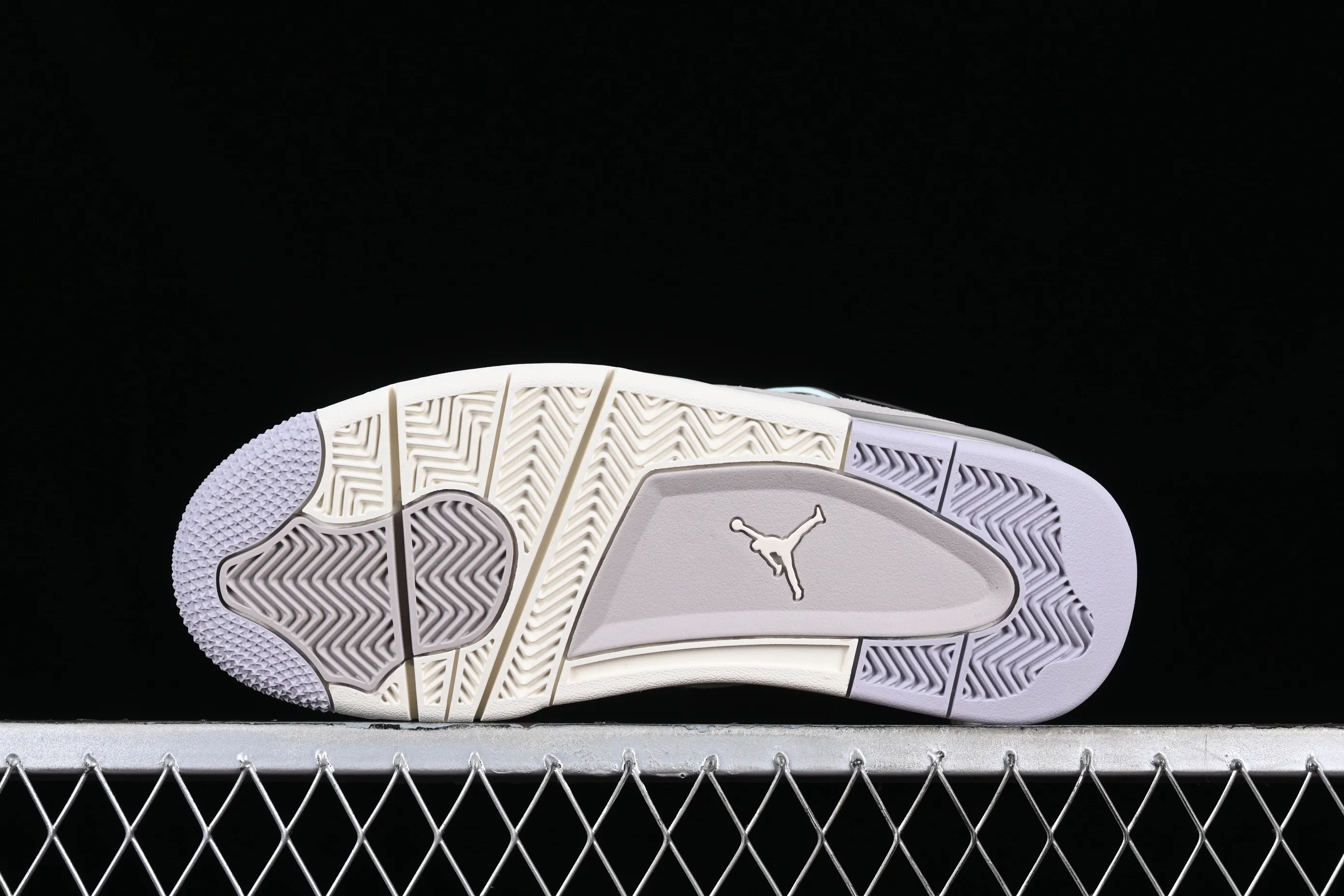 All categories Air Jordan Jordan series basketball shoes Air Jordan 4 Air Jordan 4 Retro "Frozen Moments" AJ4 Joe 4 electroplated silver AQ9129-001